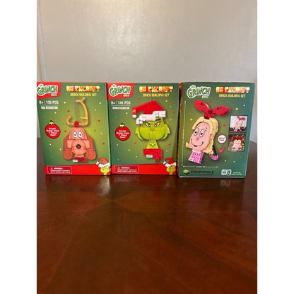 Brickcraft Grinch Max Dog Brick Building Kit, 135 Pieces